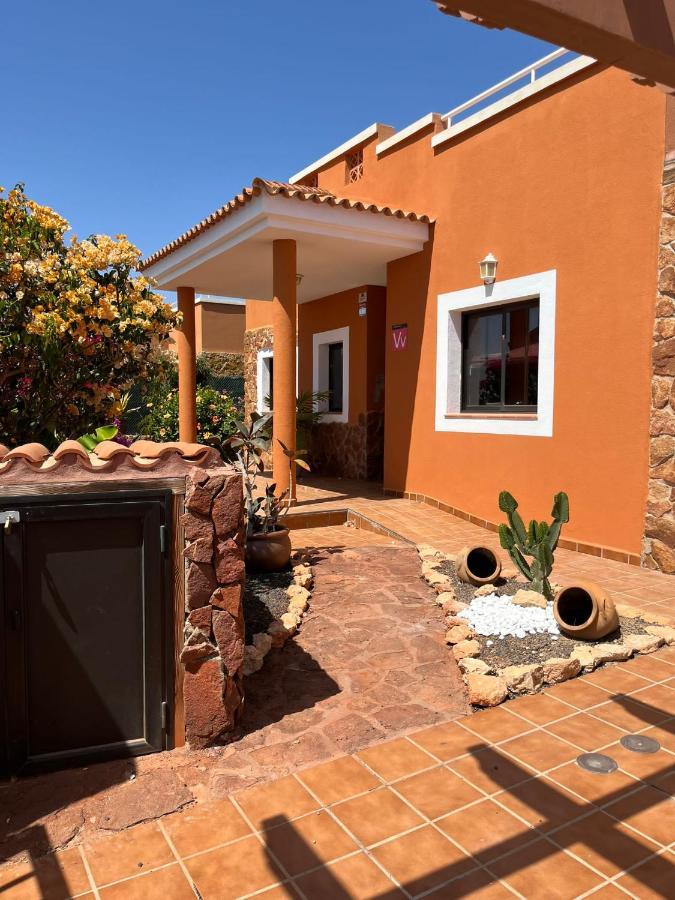 Casa Piedra, Luxury Family Front Line Golf, Hot Tub,Pool Table, 8 Pers, Caleta De Fuste别墅 外观 照片